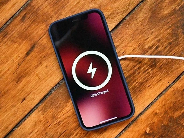 荔浦苹果手机维修分享iPhone 12可以随便充电吗 